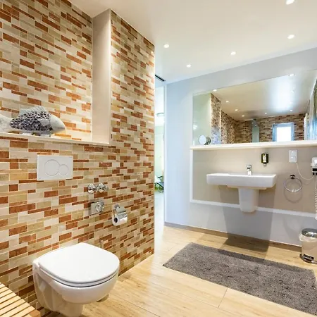 济耶尔鲁酒店 酒店